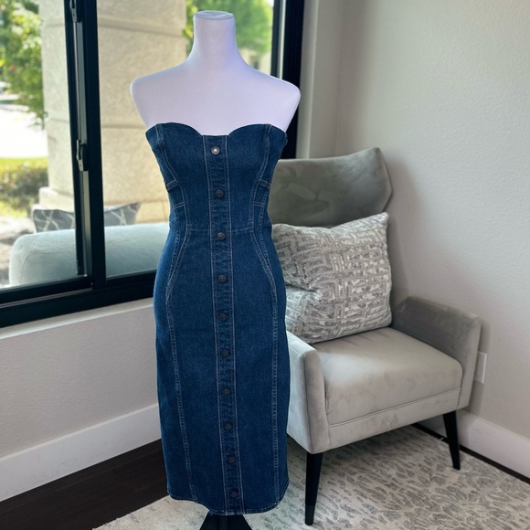 blue dresses Lissandra Blue Formal Maxi Dress - US 4 main image 1